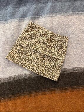 Y2K Leopard Print Mini Skirt Size 7 (28W)